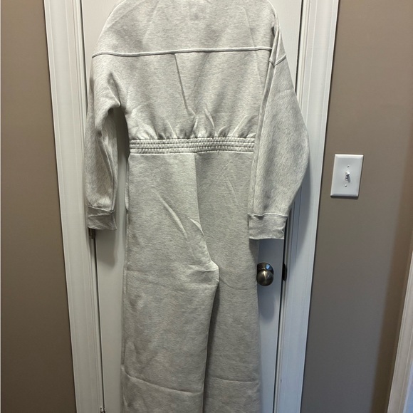 Nike Long Sleeve Gray Women's Jumper - Picture 3 of 4